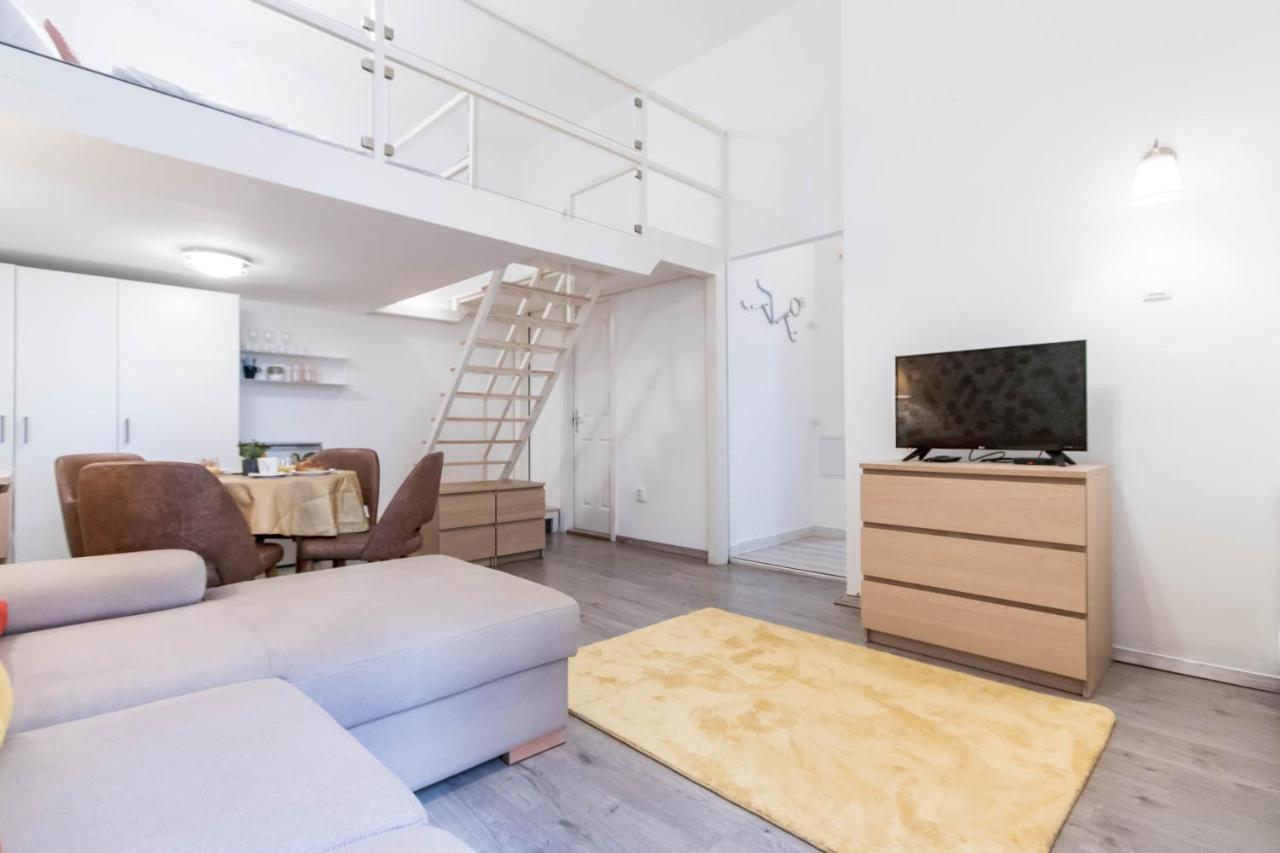 Leda'S Apartment Next To The Danube And Fashion Street Budapest Bagian luar foto
